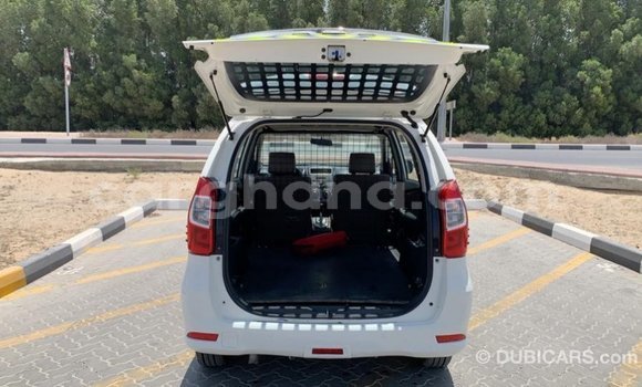 Sayi Imported Toyota Avanza White Mota in Import - Dubai a Ashanti Sayi Imported Toyota Avanza White Mota in Import - Dubai a Ashanti