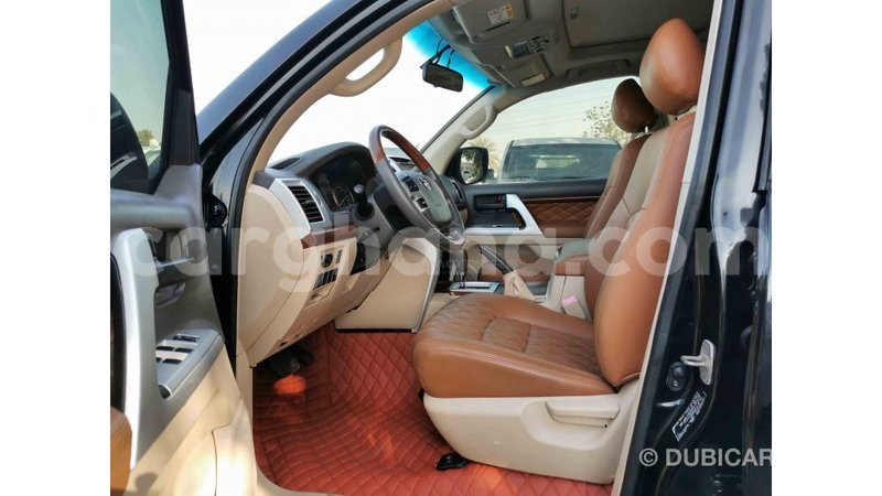 Big with watermark toyota land cruiser ashanti import dubai 25432