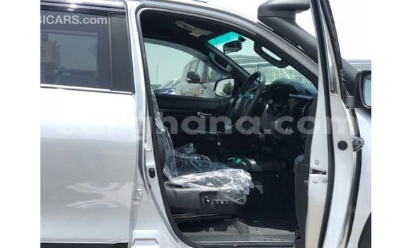 Buy Import Toyota Hilux Other Car in Import - Dubai in Ashanti Buy Import Toyota Hilux Other Car in Import - Dubai in Ashanti