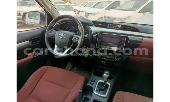 Ra Imported Toyota Hilux funfun Ọkọ̀ in Import - Dubai ni Ashanti Ra Imported Toyota Hilux funfun Ọkọ̀ in Import - Dubai ni Ashanti