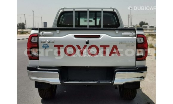 Buy Import Toyota Hilux White Car in Import - Dubai in Ashanti Buy Import Toyota Hilux White Car in Import - Dubai in Ashanti