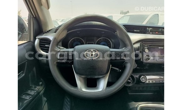 Sayi Imported Toyota Hilux White Mota in Import - Dubai a Ashanti Sayi Imported Toyota Hilux White Mota in Import - Dubai a Ashanti