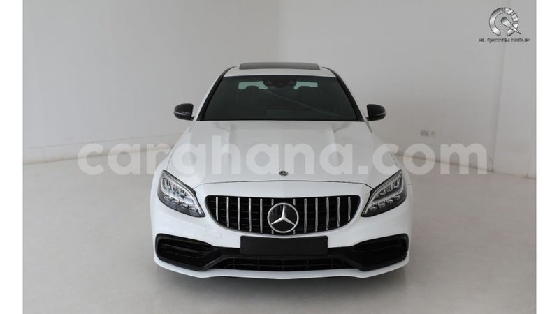 Big with watermark mercedes benz a200 ashanti import dubai 25481