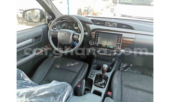 Sayi Imported Toyota Hilux Black Mota in Import - Dubai a Ashanti Sayi Imported Toyota Hilux Black Mota in Import - Dubai a Ashanti