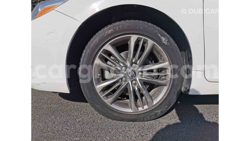 Big with watermark toyota camry ashanti import dubai 25506