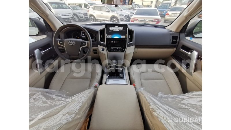 Big with watermark toyota land cruiser ashanti import dubai 25521