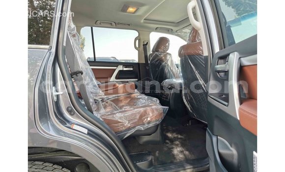 Buy Import Toyota Land Cruiser Other Car in Import - Dubai in Ashanti Buy Import Toyota Land Cruiser Other Car in Import - Dubai in Ashanti
