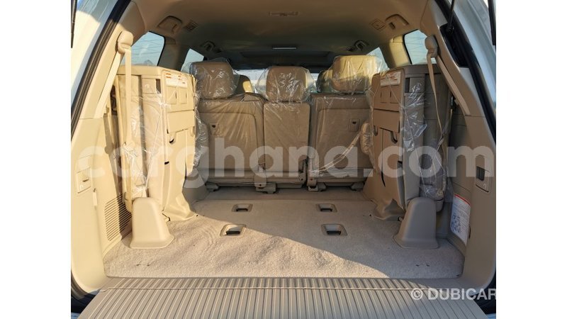 Big with watermark toyota land cruiser ashanti import dubai 25527