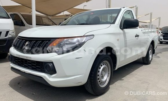 Ra Imported Mitsubishi L200 funfun Ọkọ̀ in Import - Dubai ni Ashanti Ra Imported Mitsubishi L200 funfun Ọkọ̀ in Import - Dubai ni Ashanti