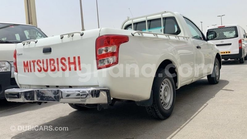 Big with watermark mitsubishi l200 ashanti import dubai 25535