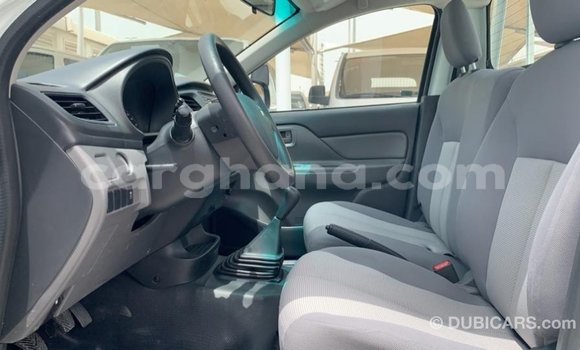 Ra Imported Mitsubishi L200 funfun Ọkọ̀ in Import - Dubai ni Ashanti Ra Imported Mitsubishi L200 funfun Ọkọ̀ in Import - Dubai ni Ashanti