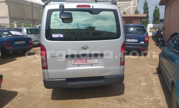 Sayi Na hannu Toyota Hiace Azurfa Mota in Accra a Greater Accra Sayi Na hannu Toyota Hiace Azurfa Mota in Accra a Greater Accra