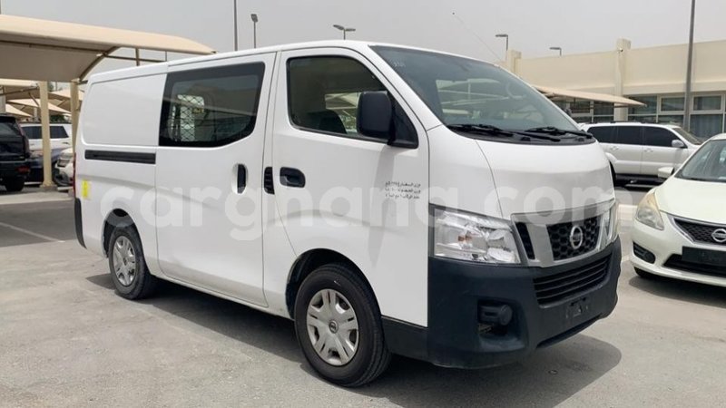 Big with watermark nissan urvan ashanti import dubai 25547