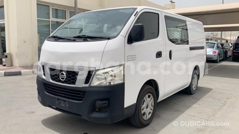 Big with watermark nissan urvan ashanti import dubai 25547