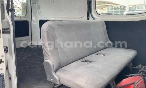 Ra Imported Nissan Urvan funfun Ọkọ̀ in Import - Dubai ni Ashanti Ra Imported Nissan Urvan funfun Ọkọ̀ in Import - Dubai ni Ashanti