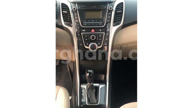 Big with watermark hyundai elantra ashanti import dubai 25552