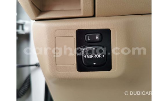 Buy Import Toyota Yaris White Car in Import - Dubai in Ashanti Buy Import Toyota Yaris White Car in Import - Dubai in Ashanti