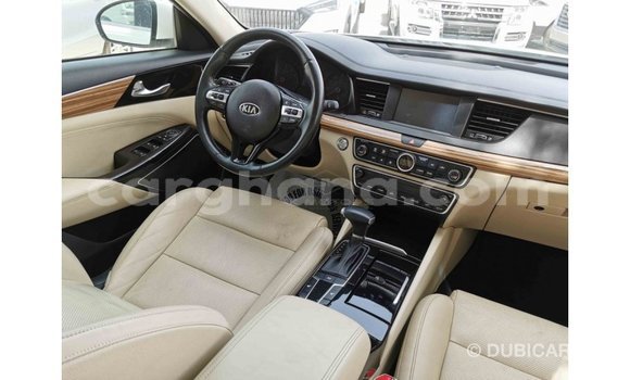Sayi Imported Kia Cadenza White Mota in Import - Dubai a Ashanti Sayi Imported Kia Cadenza White Mota in Import - Dubai a Ashanti