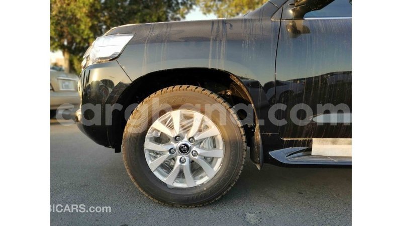 Big with watermark toyota land cruiser ashanti import dubai 25563