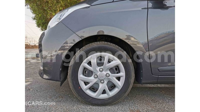 Big with watermark hyundai i10 ashanti import dubai 25577