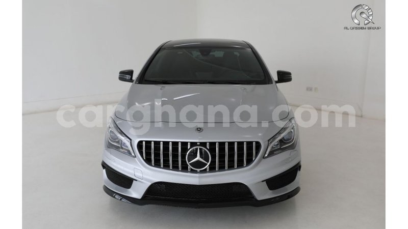 Big with watermark mercedes benz a200 ashanti import dubai 25582