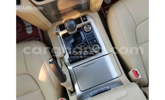 Buy Import Toyota Land Cruiser White Car in Import - Dubai in Ashanti Buy Import Toyota Land Cruiser White Car in Import - Dubai in Ashanti
