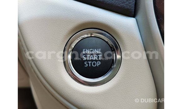 Ra Imported Toyota Land Cruiser funfun Ọkọ̀ in Import - Dubai ni Ashanti Ra Imported Toyota Land Cruiser funfun Ọkọ̀ in Import - Dubai ni Ashanti