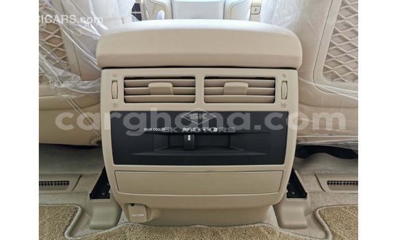 Ra Imported Toyota Land Cruiser funfun Ọkọ̀ in Import - Dubai ni Ashanti Ra Imported Toyota Land Cruiser funfun Ọkọ̀ in Import - Dubai ni Ashanti