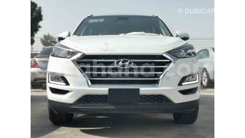 Big with watermark hyundai tucson ashanti import dubai 25607