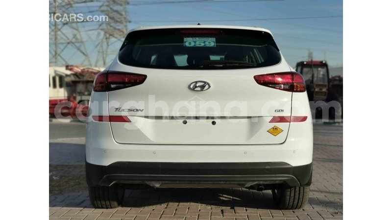 Big with watermark hyundai tucson ashanti import dubai 25607