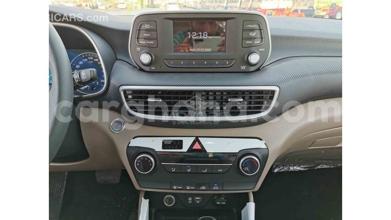 Big with watermark hyundai tucson ashanti import dubai 25607