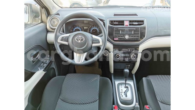 Big with watermark toyota rush ashanti import dubai 25608