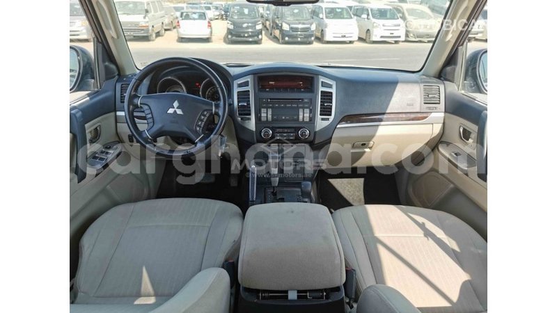 Big with watermark mitsubishi pajero ashanti import dubai 25617