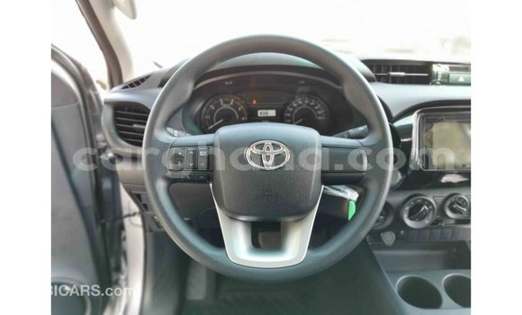 Sayi Imported Toyota Hilux Sauran Mota in Import - Dubai a Ashanti Sayi Imported Toyota Hilux Sauran Mota in Import - Dubai a Ashanti