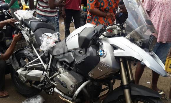 Sayi Na hannu BMW R 1200 Azurfa Motsi in Sekondi a Yamma Sayi Na hannu BMW R 1200 Azurfa Motsi in Sekondi a Yamma