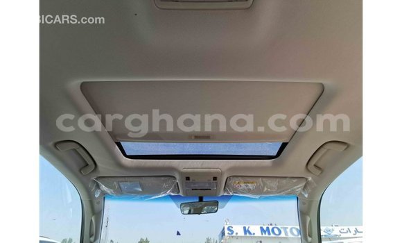 Sayi Imported Toyota Land Cruiser White Mota in Import - Dubai a Ashanti Sayi Imported Toyota Land Cruiser White Mota in Import - Dubai a Ashanti