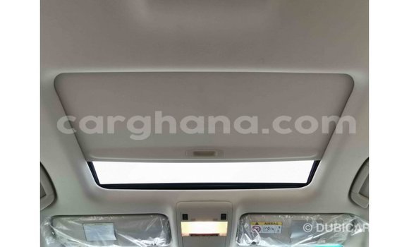 Buy Import Toyota Land Cruiser White Car in Import - Dubai in Ashanti Buy Import Toyota Land Cruiser White Car in Import - Dubai in Ashanti
