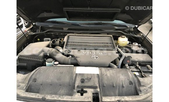 Sayi Imported Toyota Land Cruiser Sauran Mota in Import - Dubai a Ashanti Sayi Imported Toyota Land Cruiser Sauran Mota in Import - Dubai a Ashanti
