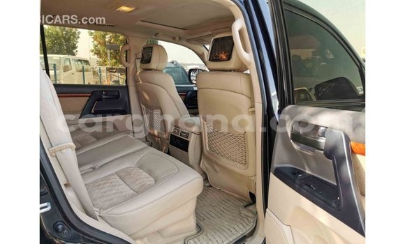 Sayi Imported Toyota Land Cruiser Black Mota in Import - Dubai a Ashanti Sayi Imported Toyota Land Cruiser Black Mota in Import - Dubai a Ashanti