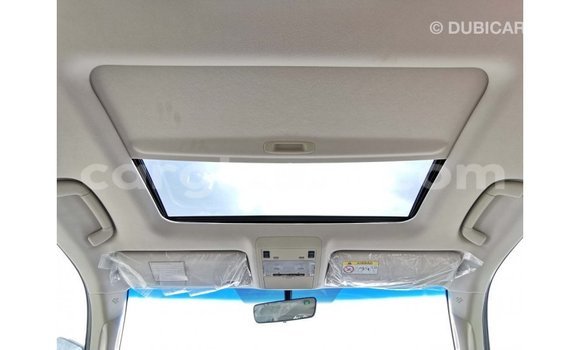 Buy Import Toyota Land Cruiser White Car in Import - Dubai in Ashanti Buy Import Toyota Land Cruiser White Car in Import - Dubai in Ashanti