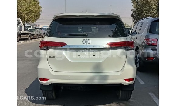 Ra Imported Toyota Fortuner funfun Ọkọ̀ in Import - Dubai ni Ashanti Ra Imported Toyota Fortuner funfun Ọkọ̀ in Import - Dubai ni Ashanti
