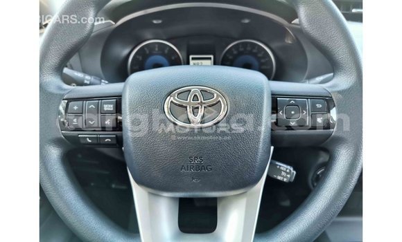 Ra Imported Toyota Hilux Black Ọkọ̀ in Import - Dubai ni Ashanti Ra Imported Toyota Hilux Black Ọkọ̀ in Import - Dubai ni Ashanti