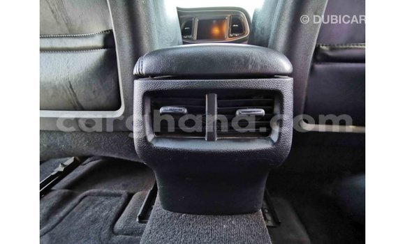 Ra Imported Dodge Challenger funfun Ọkọ̀ in Import - Dubai ni Ashanti Ra Imported Dodge Challenger funfun Ọkọ̀ in Import - Dubai ni Ashanti