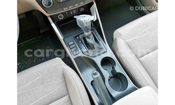 Sayi Imported Hyundai Tucson White Mota in Import - Dubai a Ashanti Sayi Imported Hyundai Tucson White Mota in Import - Dubai a Ashanti