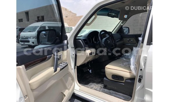 Buy Import Mitsubishi Pajero White Car in Import - Dubai in Ashanti Buy Import Mitsubishi Pajero White Car in Import - Dubai in Ashanti