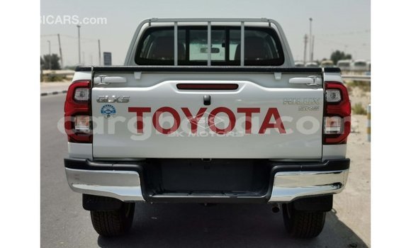 Ra Imported Toyota Hilux funfun Ọkọ̀ in Import - Dubai ni Ashanti Ra Imported Toyota Hilux funfun Ọkọ̀ in Import - Dubai ni Ashanti