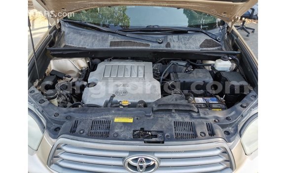 Buy Import Toyota Highlander Other Car in Import - Dubai in Ashanti Buy Import Toyota Highlander Other Car in Import - Dubai in Ashanti