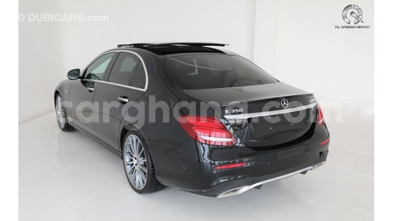 Big with watermark mercedes benz a200 ashanti import dubai 25783