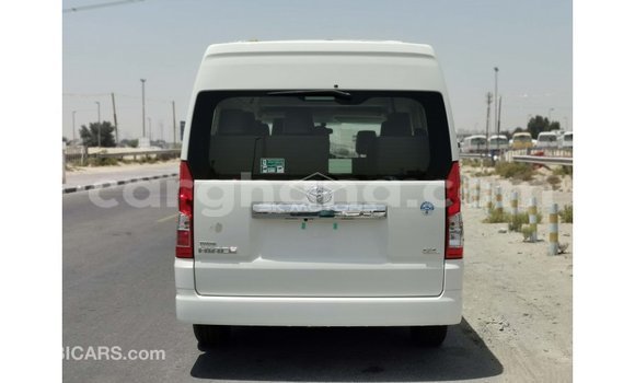 Ra Imported Toyota Hiace funfun Ọkọ̀ in Import - Dubai ni Ashanti Ra Imported Toyota Hiace funfun Ọkọ̀ in Import - Dubai ni Ashanti