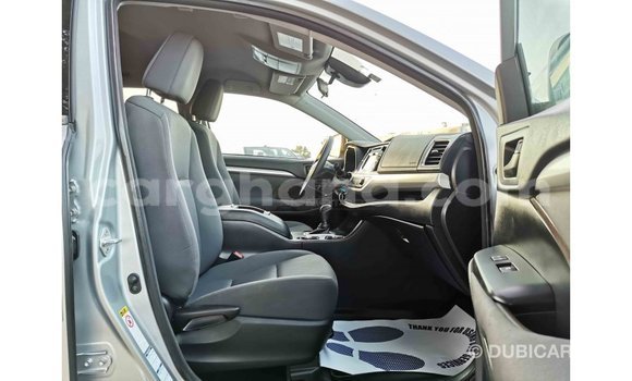 Buy Import Toyota Highlander Other Car in Import - Dubai in Ashanti Buy Import Toyota Highlander Other Car in Import - Dubai in Ashanti